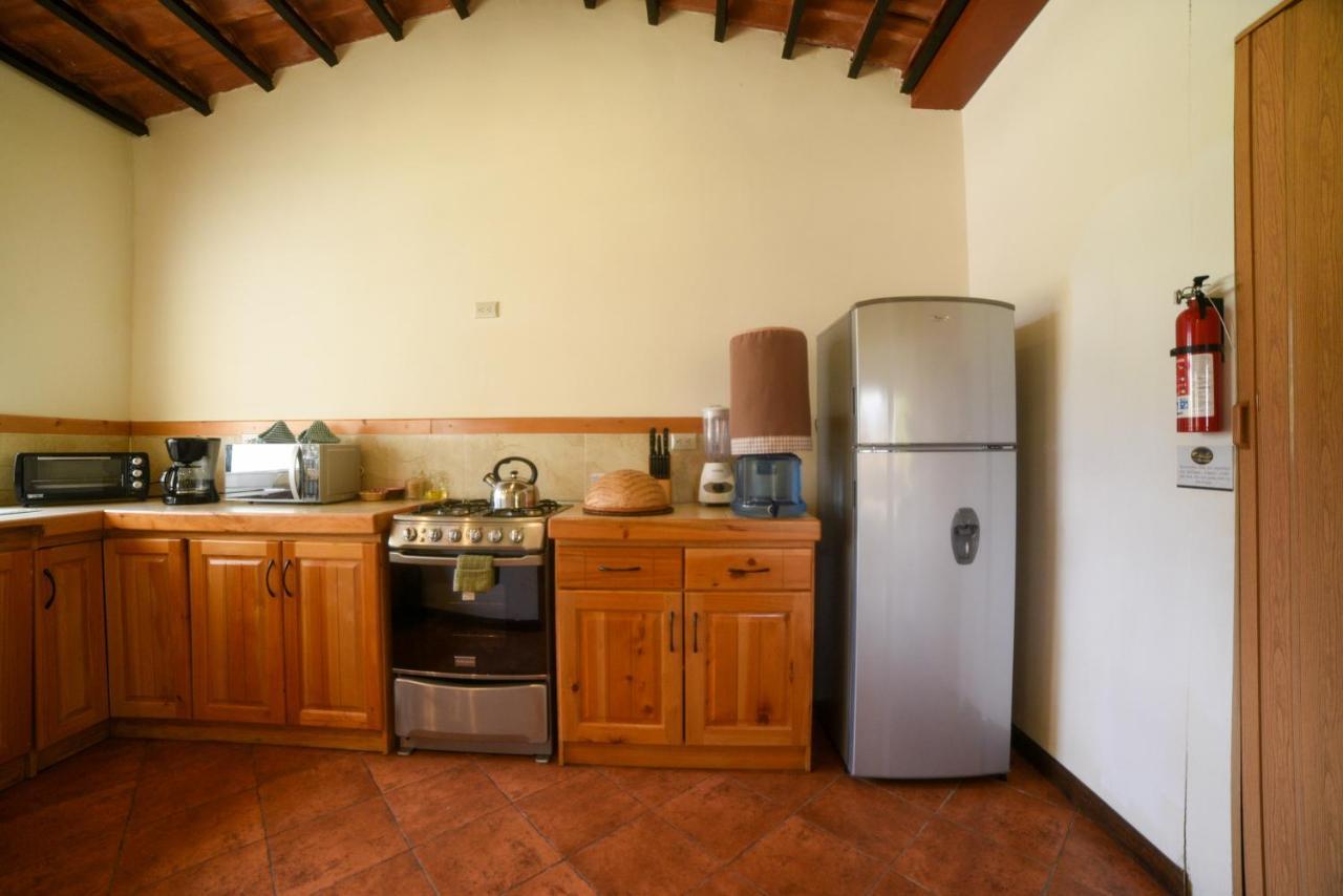 Villas Jucanya Super Higienizadas Panajachel Exterior foto