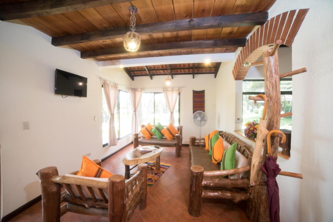 Villas Jucanya Super Higienizadas Panajachel Exterior foto